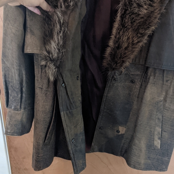 Beautiful Vintage Fur + Leather Jacket Coat - Picture 7 of 16